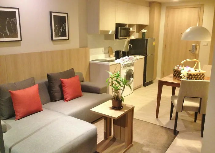 Uhg特昂格罗酒店 4* 曼谷